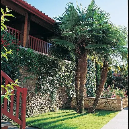 比利牛斯酒店 圣让皮耶德波尔